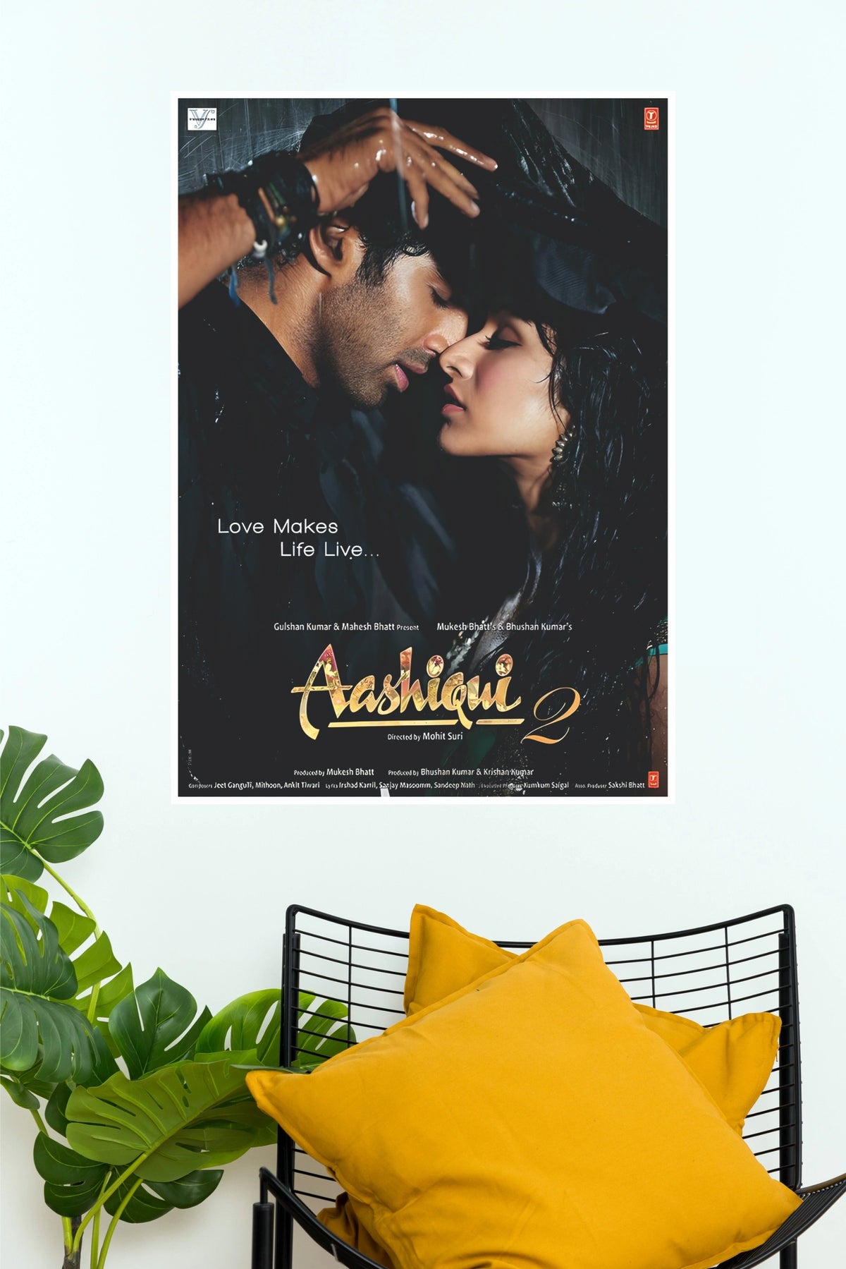 Aashiqui 2 Movie Poster | Romantic Bollywood Love Story Wall Art  (Bollywood Poster)
