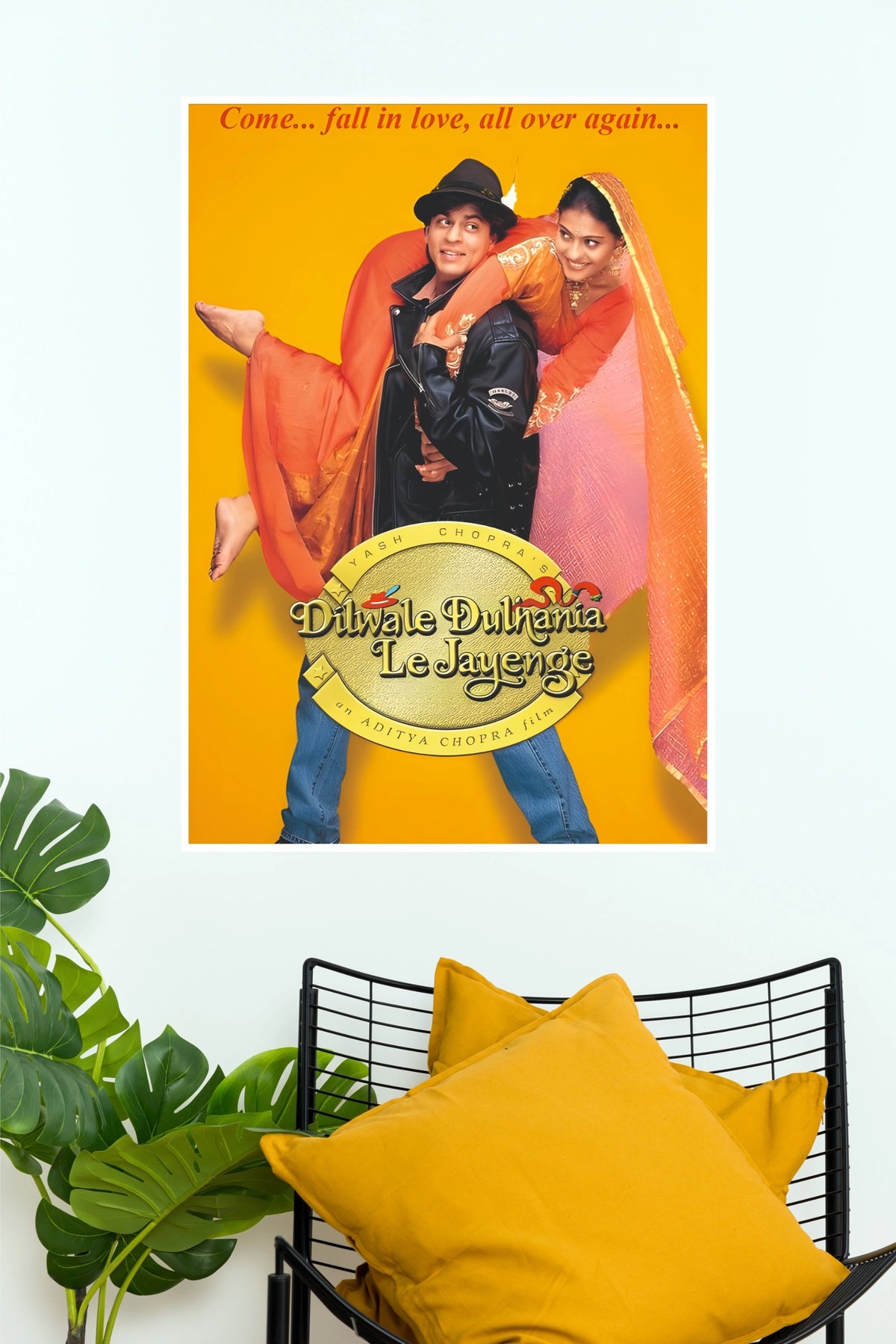 Dilwale Dulhania Le Jayenge – Iconic Bollywood Romance Wall Poster (Bollywood Poster)
