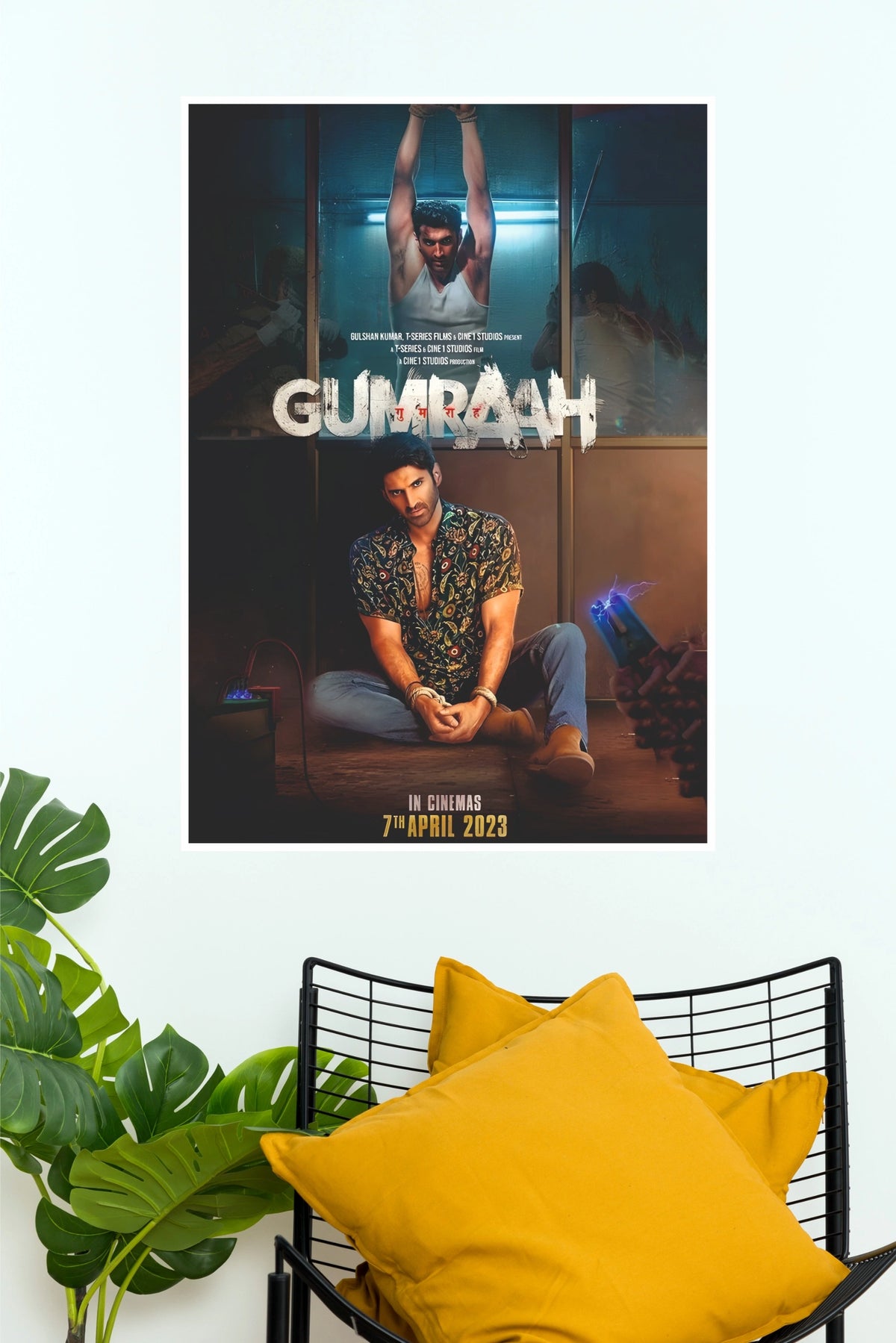 Gumraah – Bollywood Crime Thriller Movie Wall Poster  (Bollywood Poster)