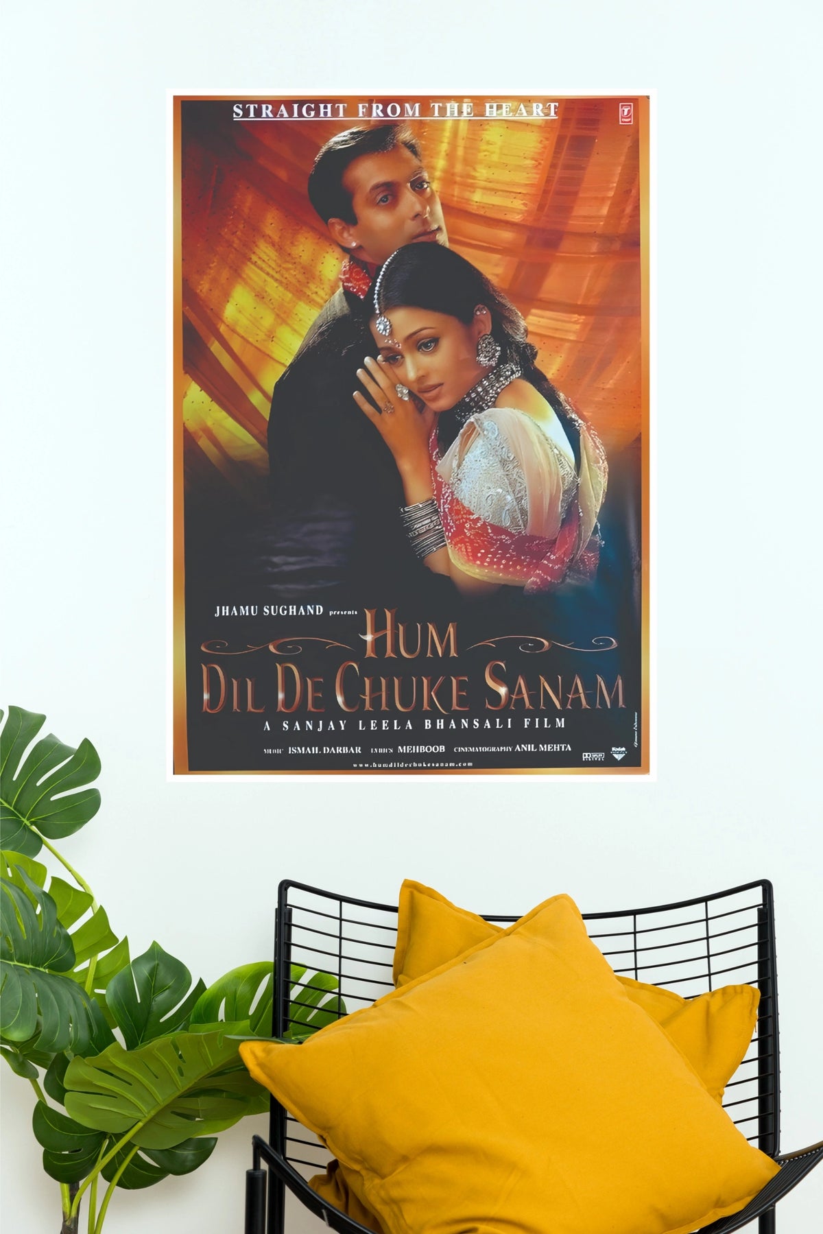 Hum Dil De Chuke Sanam – Classic Bollywood Romantic Drama Wall Poster  (Bollywood Poster)