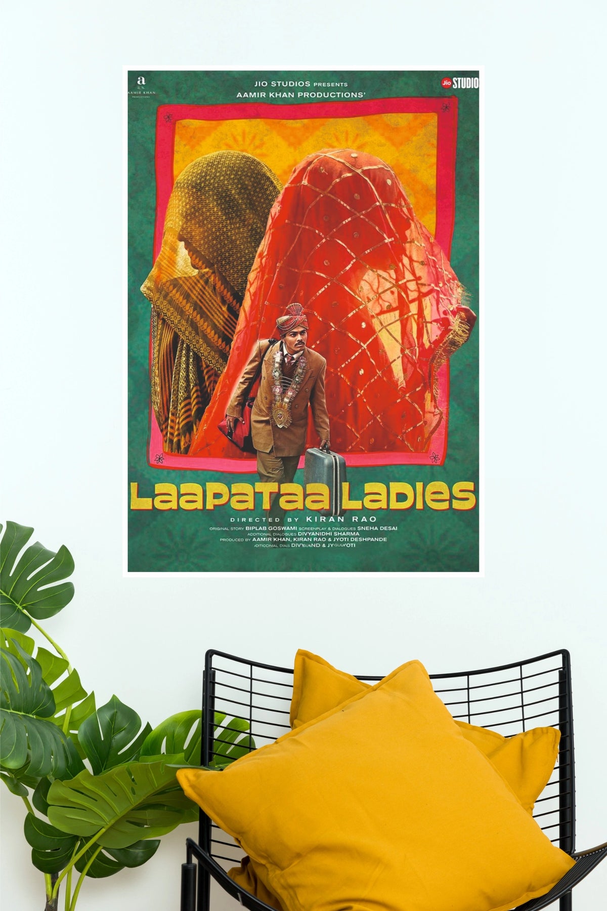 Laapataa Ladies – Bollywood Comedy Drama Movie Wall Poster (Bollywood Poster)
