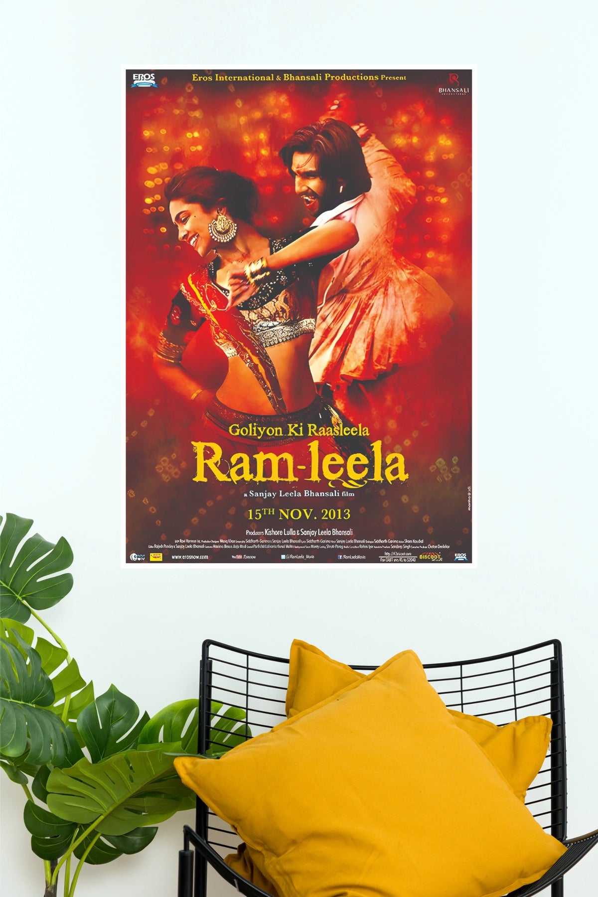 Goliyon Ki Raasleela Ram-Leela – Bollywood Romantic Drama Movie Wall Poster (Bollywood Poster)