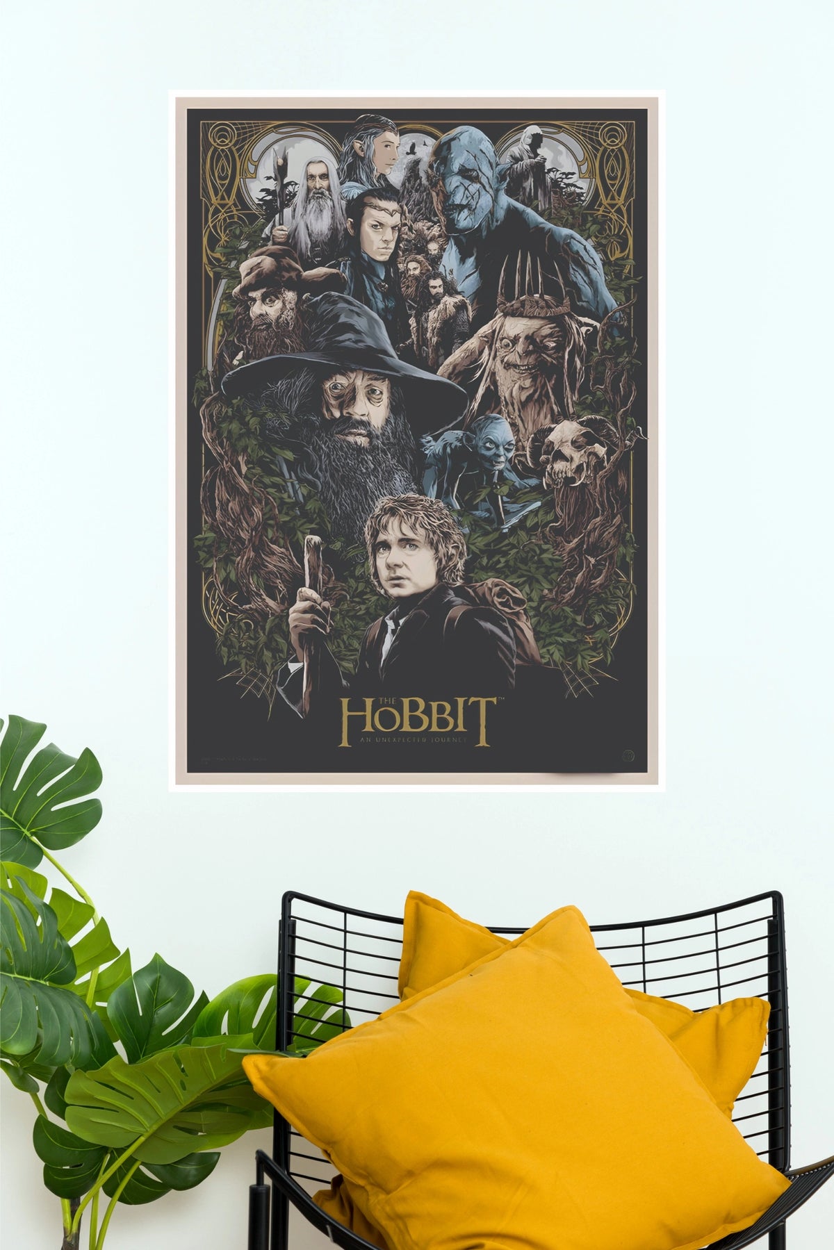 The Hobbit: An Unexpected Journey Illustrated Ensemble Cast Paper Poster   (Hollywood Poster)