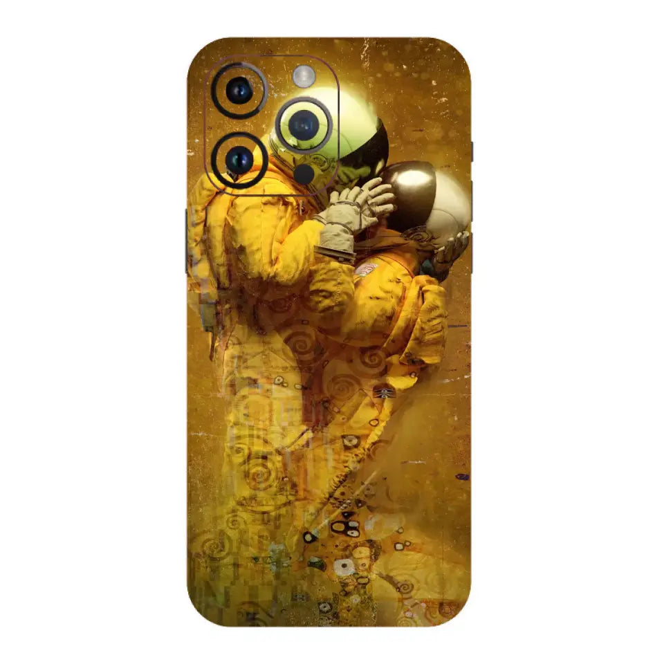 Kissing Astronuat Mobile Skin