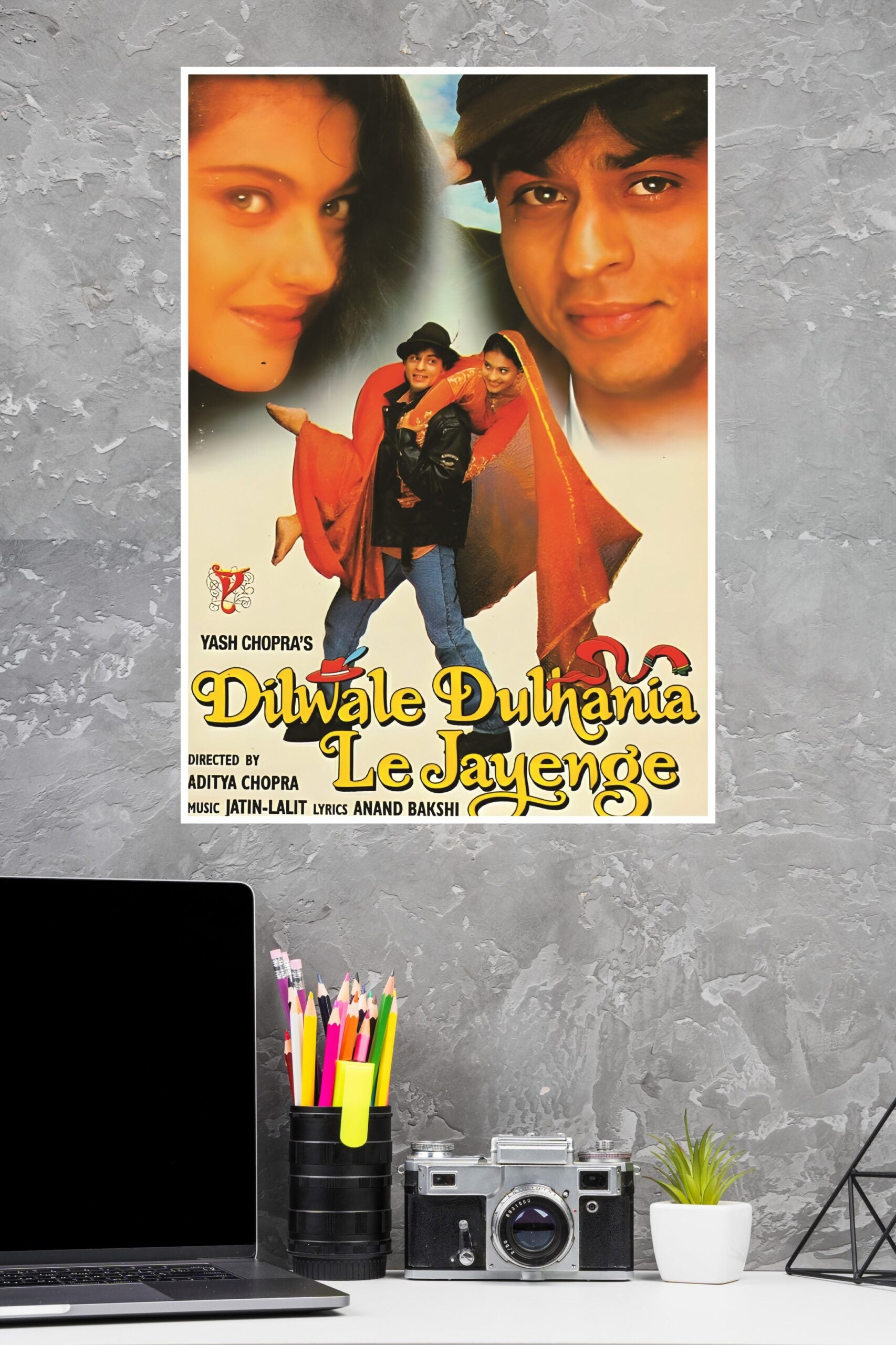 Dilwale Dulhania Le Jayenge DDLJ Movie Poster | Bollywood Posters