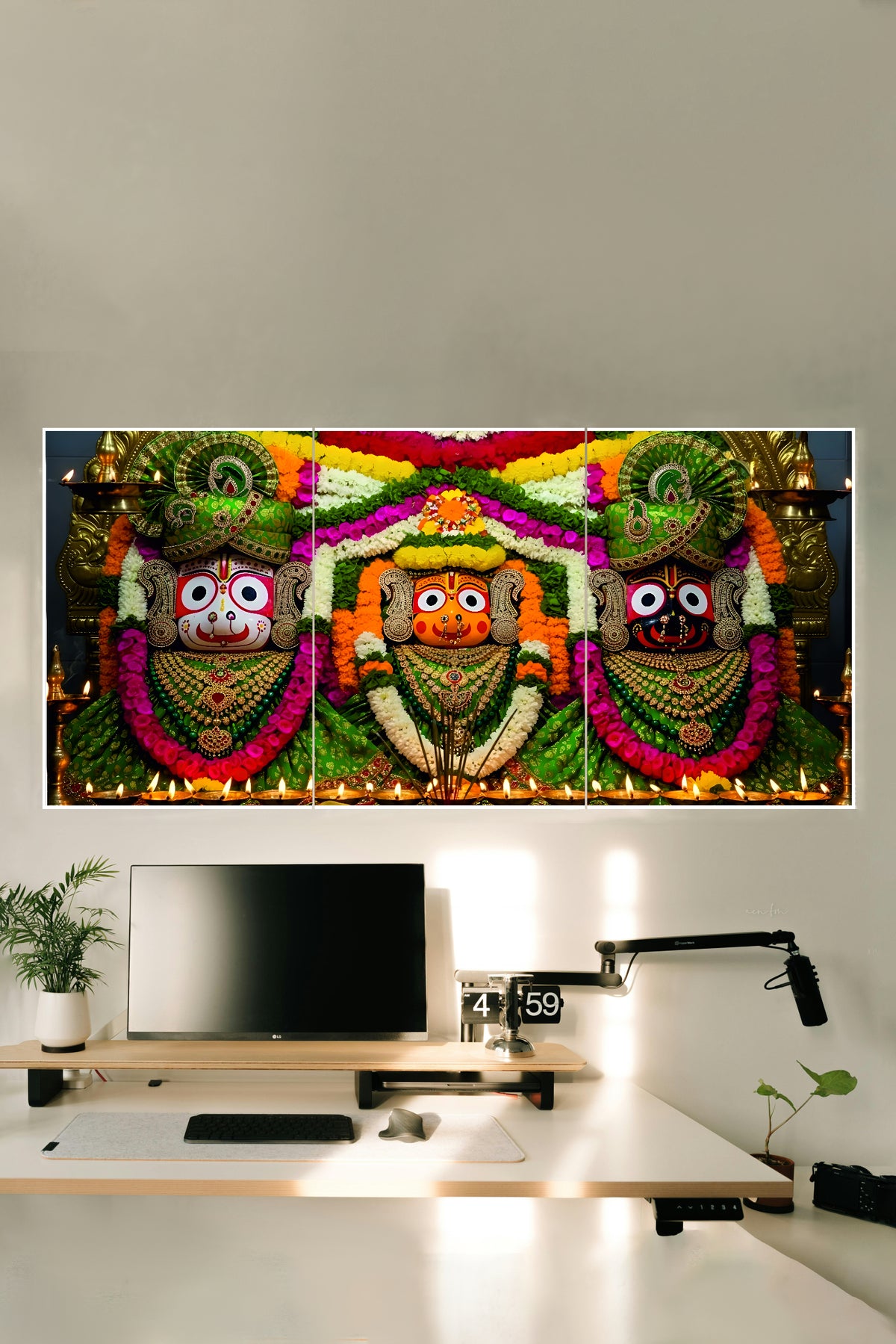 LORD-JAGANNATH-BROTHER-BALABHADRA-SISTER-SUBHADRA-Poster-|-3-Split-Poster