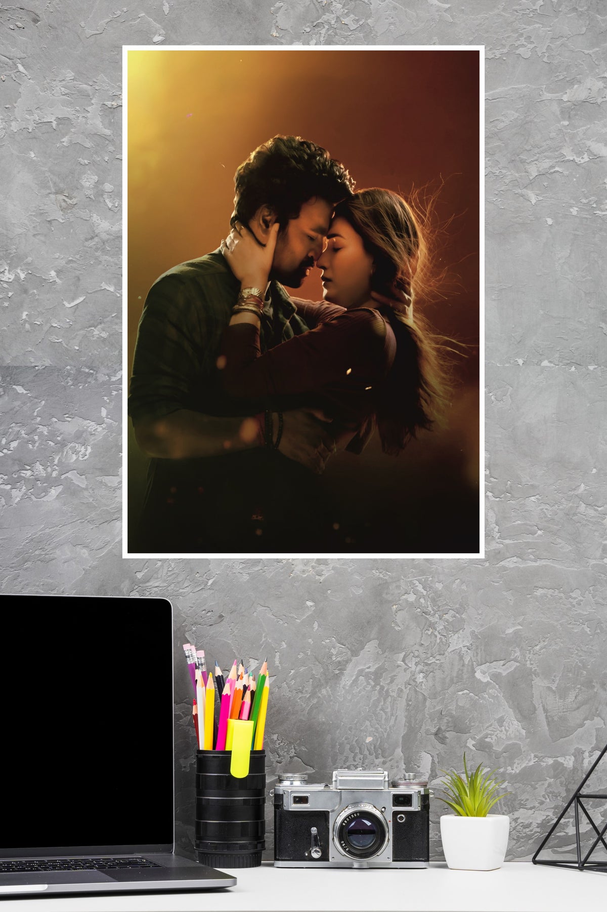 Tere Ishk Mein Poster | Bollywood Posters